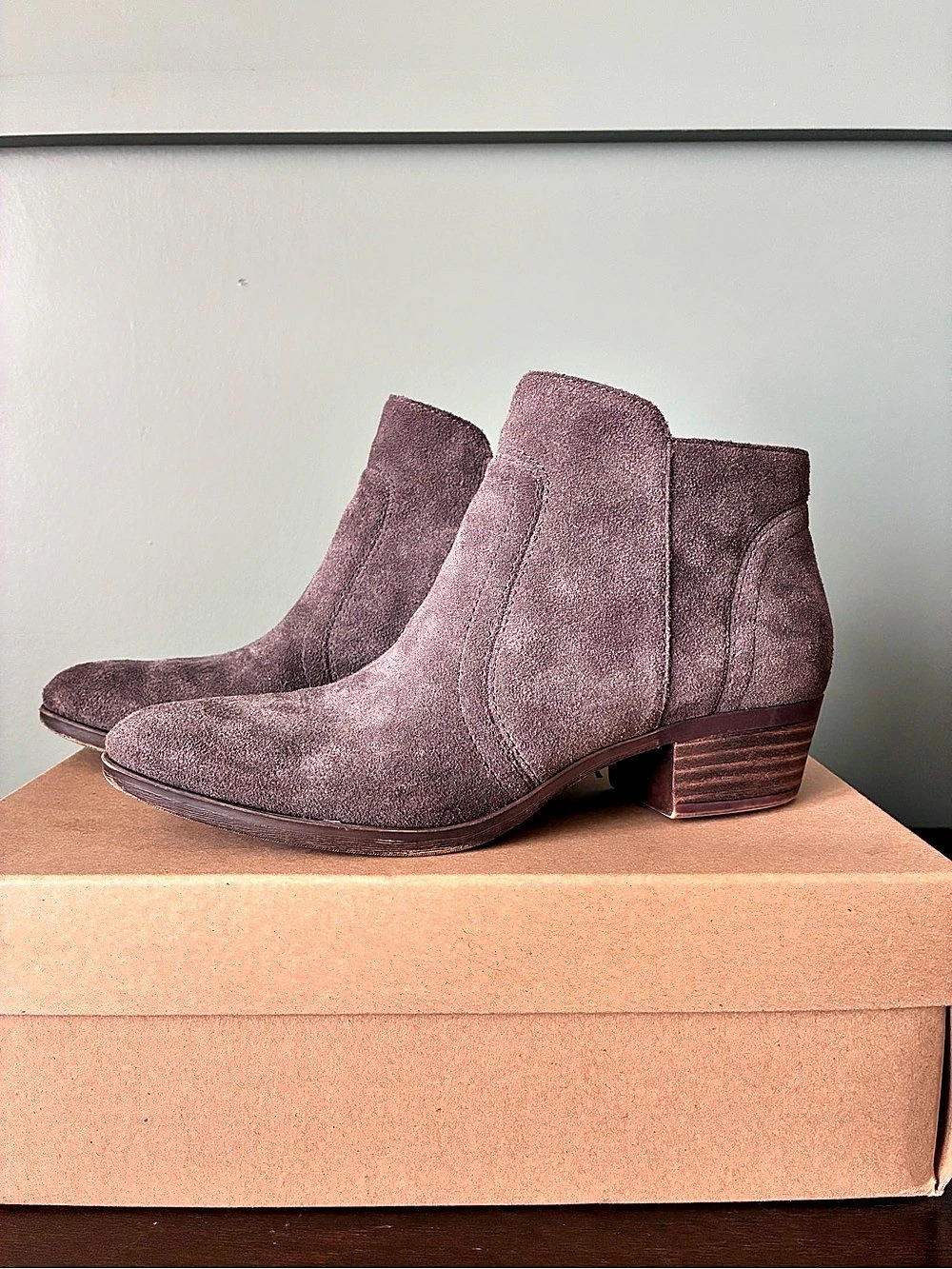 Lucky Brand Breck Booties Greywolf Suede Ankle Boots Gray US 8 M